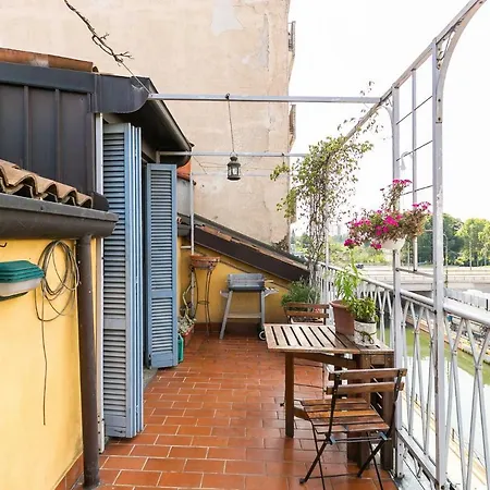 Mansarda Sui Navigli Con Terrazza * 米兰