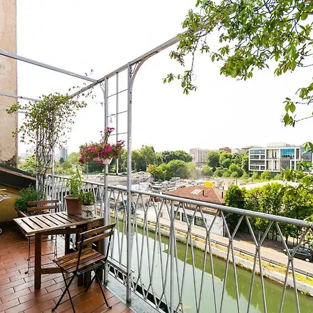Mansarda Sui Navigli Con Terrazza شقة ميلان