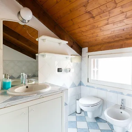 Apartman Mansarda Sui Navigli Con Terrazza *
